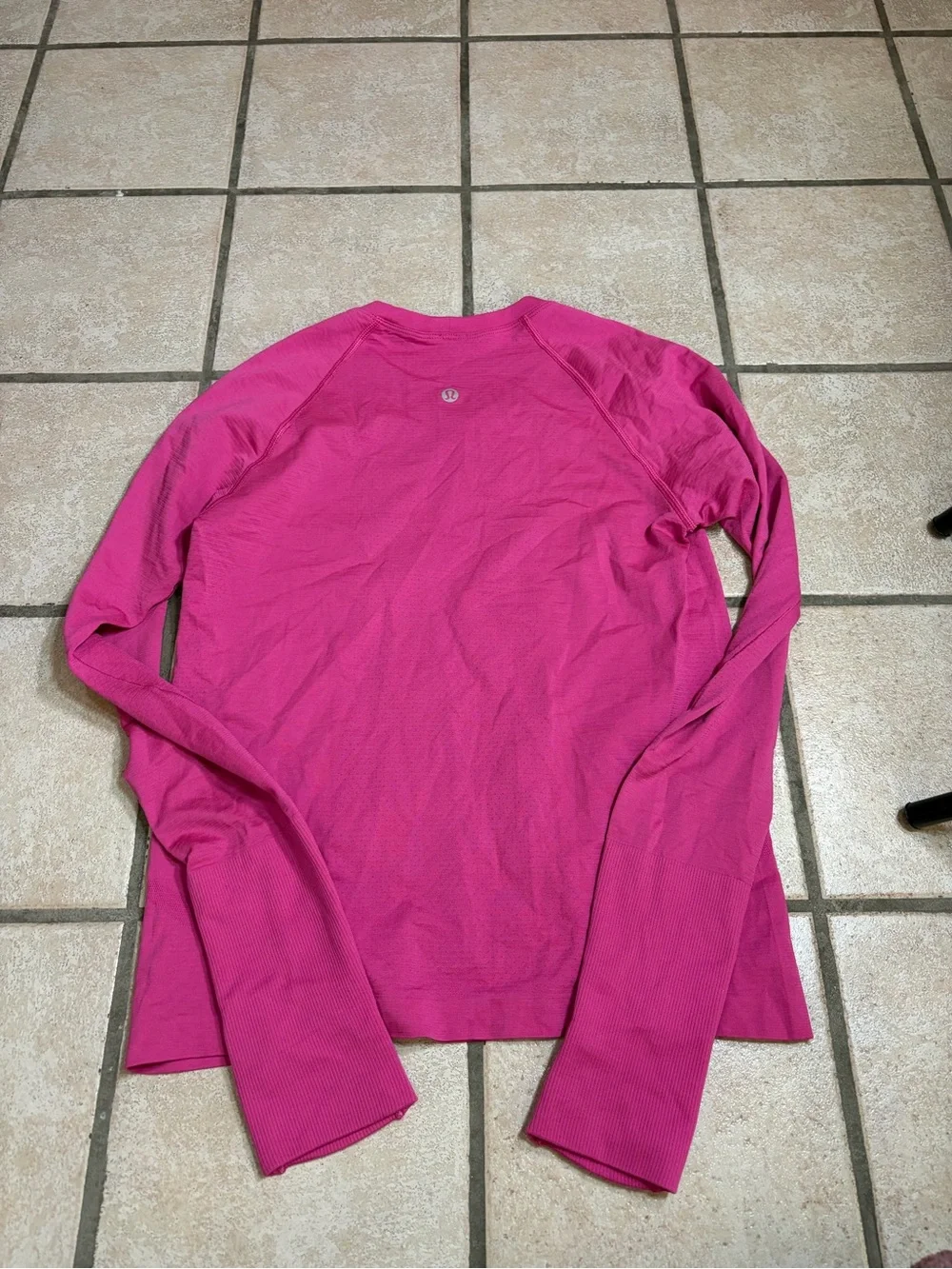 Lululemon Swiftly Tech Long-Sleeve Shirt 2.0 *Race/Waist Length (Sonic Pink) 6